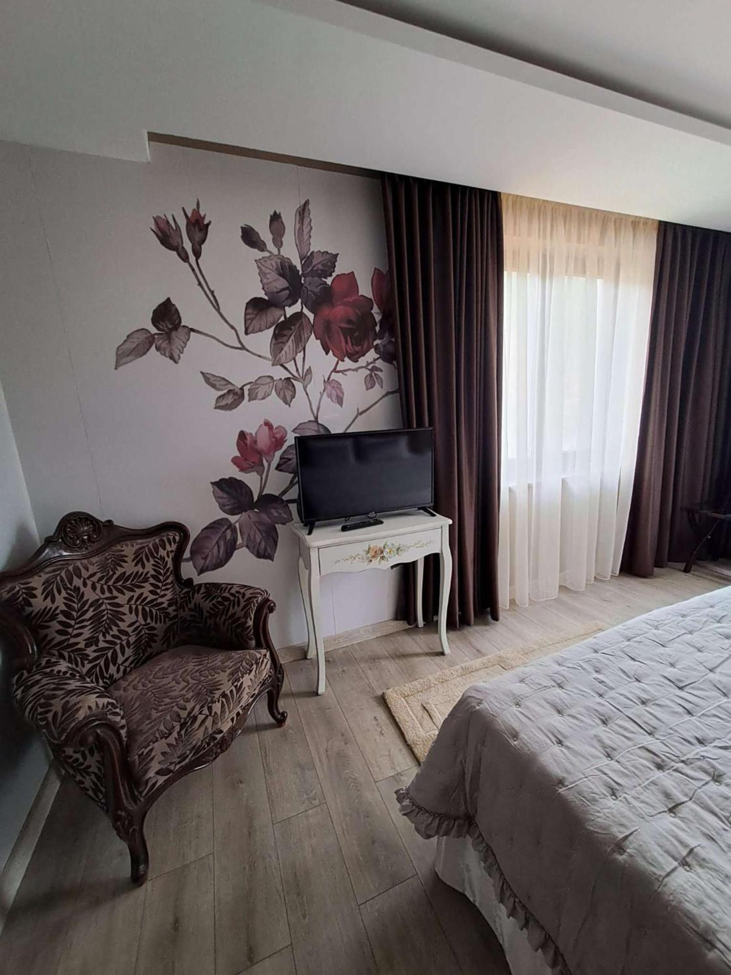 Park Hotel Fairy ชิฟลิค ภายนอก รูปภาพ